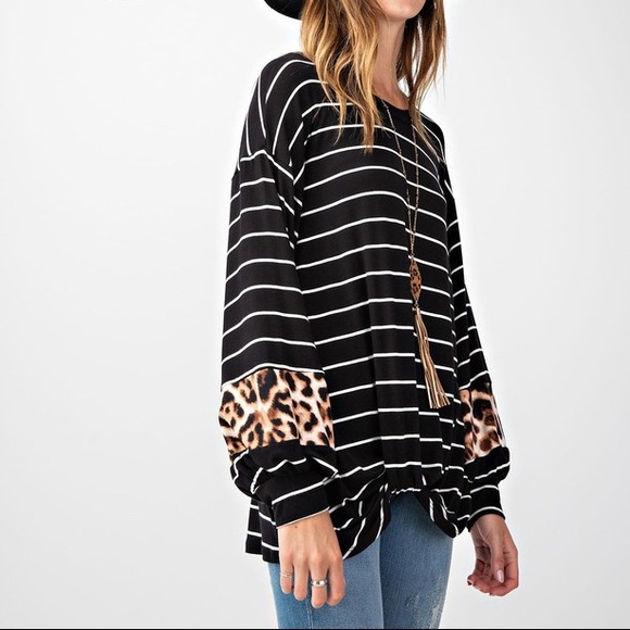 1X/2X/3X Striped Color Block Top with Animal Print - Picture 3 of 5